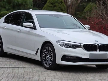 Авто BMW 5 Серия 2019 № 8829101