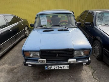 Авто ВАЗ 2107 1988 № 8829115