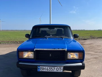 Авто ВАЗ 2107 1992 № 8829116