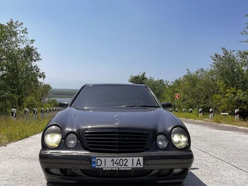 Авто Mercedes E Серия 2000 № 8829174