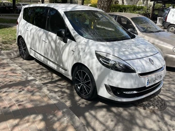 Авто Renault Grand Scenic 2012 № 8829333