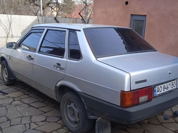 Авто ВАЗ 21099 2002 № 8829410