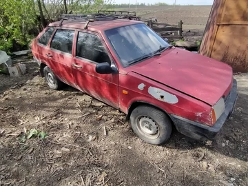 Авто ВАЗ 2109 1992 № 8829570
