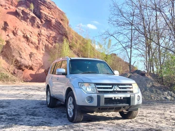 Авто Mitsubishi Shogun 2007 № 8829599