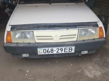 Авто ВАЗ 2109 1992 № 8829601