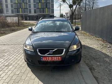 Авто Volvo V50 2009 № 8829613