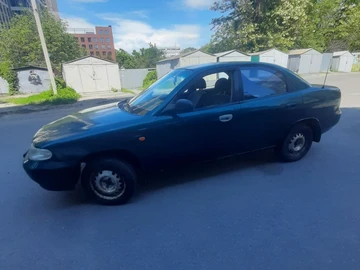 Авто Daewoo Nubira 1998 № 8829626