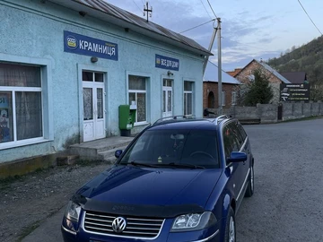 Авто Volkswagen Passat Sedan 2003 № 8829679