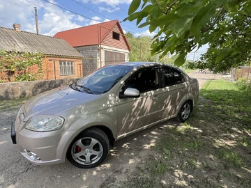 Авто Chevrolet Aveo 2007 № 8829717