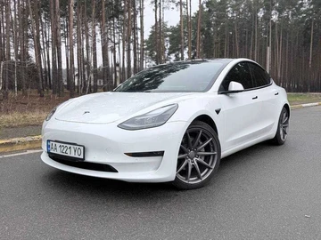 Авто Tesla Model 3 2021 № 8829835
