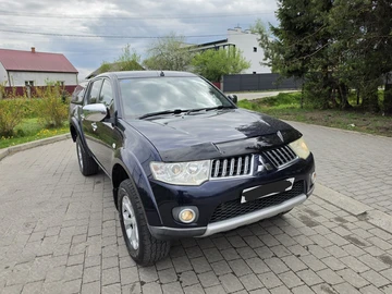 Авто Mitsubishi L 200 2014 № 8829900