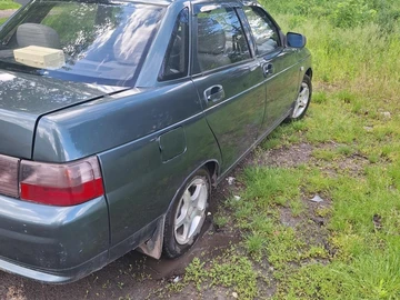 Авто ВАЗ 2110 2000 № 8829923