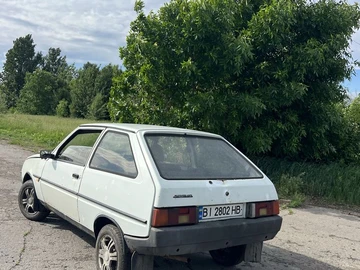 Авто ЗАЗ Таврия 1994 № 8830080