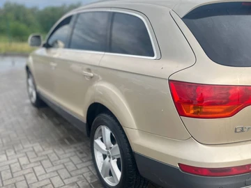 Авто Audi Q7 2009 № 8830095