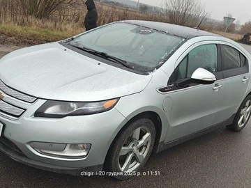 Авто Chevrolet Volt 2012 № 8830102