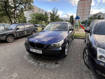 Авто BMW 5 Серия 2004 № 8830208