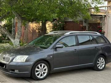 Авто Toyota Avensis 2005 № 8830226