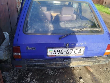 Авто Ford Fiesta 1988 № 8830241