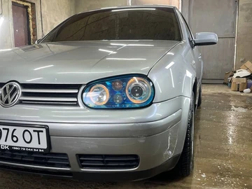 Авто Volkswagen Golf 2003 № 8830287