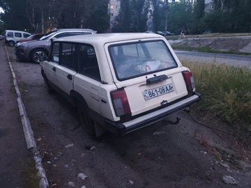 Авто ВАЗ 2104 1998 № 8830344