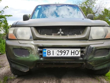 Авто Mitsubishi Pajero 2001 № 8830586