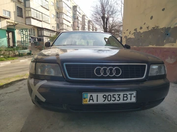 Авто Audi A8 1996 № 8830717