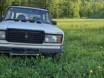 Авто ВАЗ 2107 2001 № 8830721