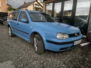 Авто Volkswagen Golf 2002 № 8830797