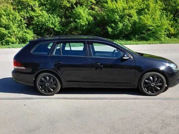 Авто Volkswagen Golf 2010 № 8830976