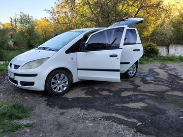 Авто Mitsubishi Colt 2004 № 8830979