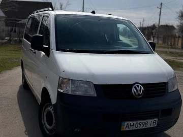 Авто Volkswagen Transporter 2008 № 8831022