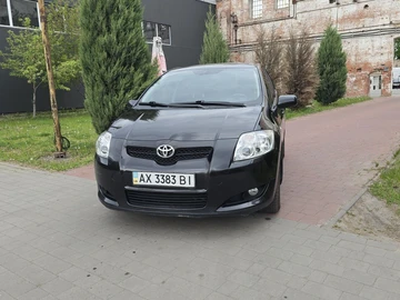 Авто Toyota Auris 2008 № 8831125