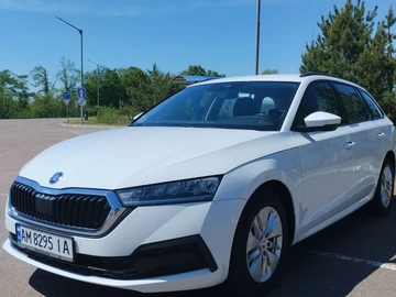 Авто Skoda Octavia 2021 № 8831157