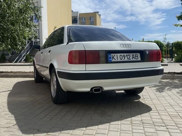 Авто Audi 80 1993 № 8831348