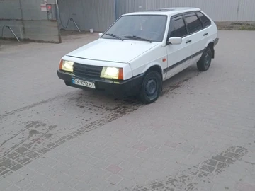 Авто ВАЗ 2109 1992 № 8831379