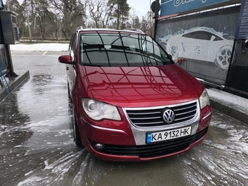 Авто Volkswagen Touran 2007 № 8831756