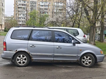 Авто Hyundai Trajet 2004 № 8831792