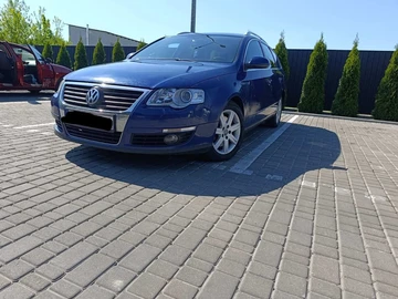 Авто Volkswagen Passat Variant 2006 № 8831795