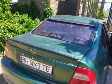Авто Opel Vectra 1996 № 8831836