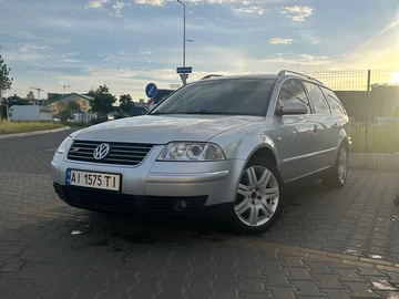 Авто Volkswagen Passat Variant 2003 № 8831994