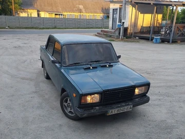 Авто ВАЗ 2107 2002 № 8832201