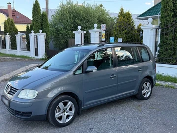 Авто Volkswagen Touran 2003 № 8832430