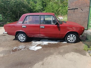 Авто ВАЗ 2101 1975 № 8832454