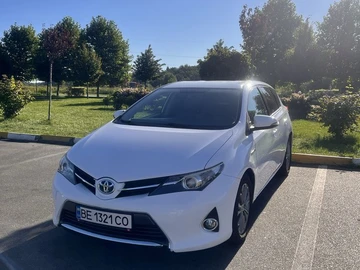 Авто Toyota Auris 2013 № 8832616