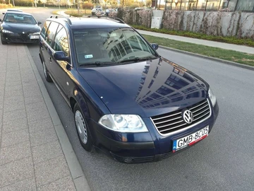 Авто Volkswagen Passat Variant 2003 № 8832639