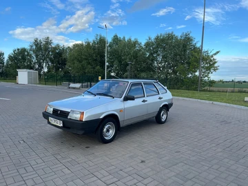 Авто ВАЗ 2109 2005 № 8832714