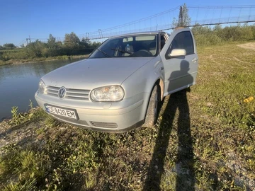 Авто Volkswagen Golf 1999 № 8832754