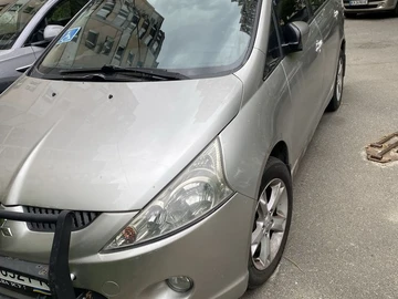 Авто Mitsubishi Grandis 2008 № 8832874