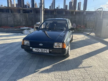 Авто Ford Escort 1985 № 8889436