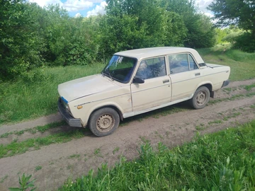 Авто ВАЗ 2105 1995 № 8833109